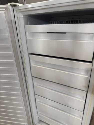 Second Hand Fisher Paykel upright freezer N308 - Second Hand Appliances Geebung